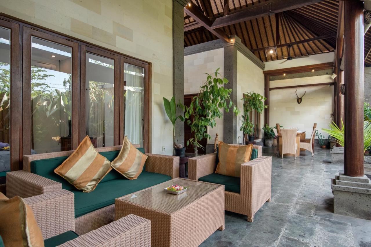 Bidadari Villa Seminyak Buitenkant foto