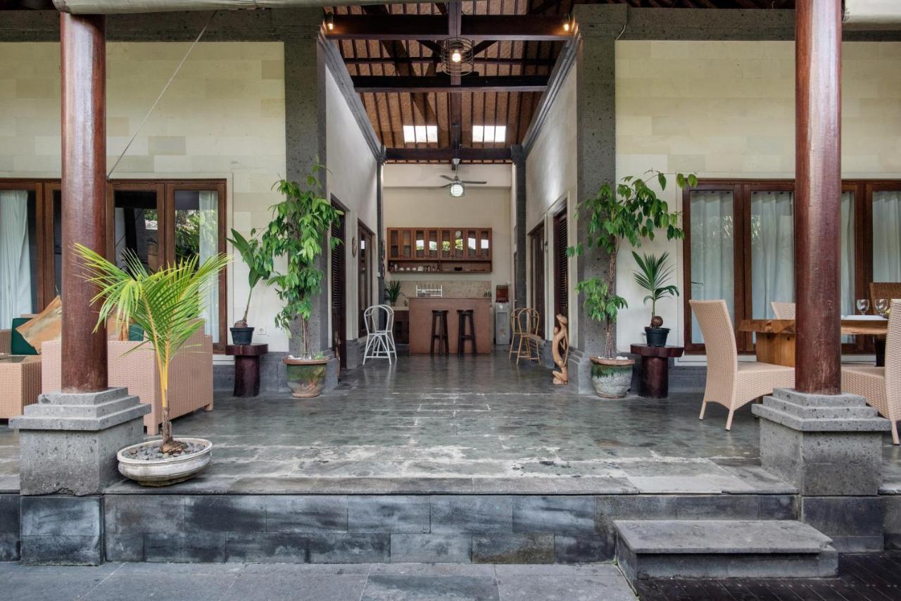 Bidadari Villa Seminyak Buitenkant foto