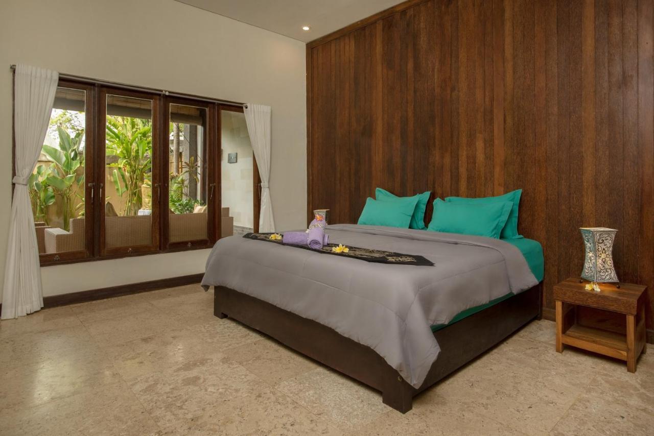 Bidadari Villa Seminyak Buitenkant foto