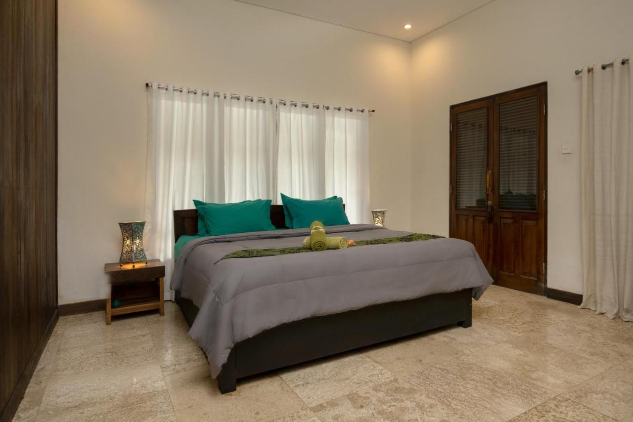 Bidadari Villa Seminyak Buitenkant foto